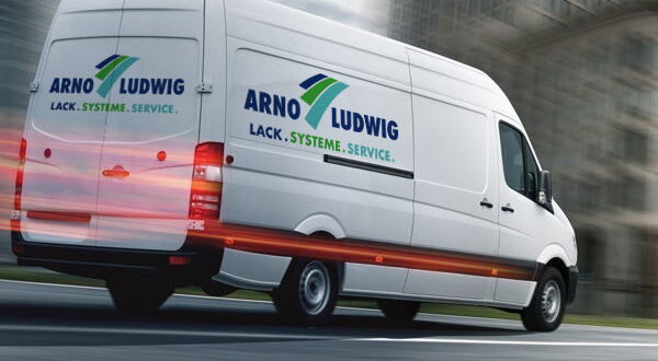 Logistikkompetenz von Arno Ludwig zeigt einen Transporter in Bewegung